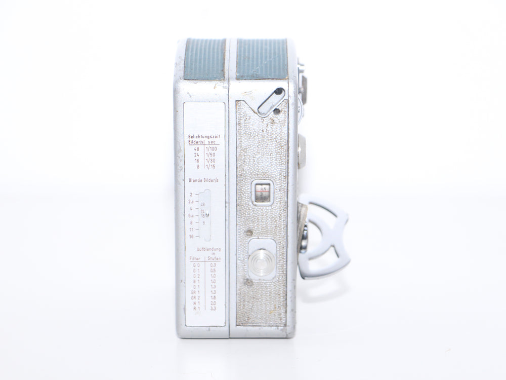 Vintage Pentaka 8B 8mm Movie Camera