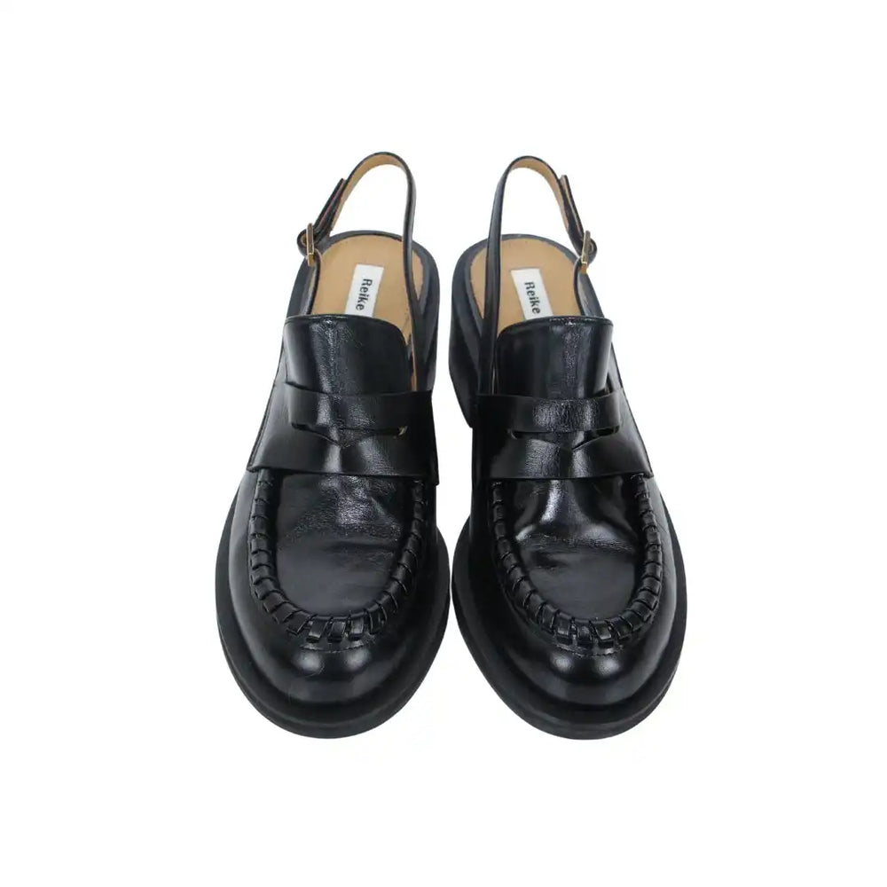 Shoes by Reike Nen