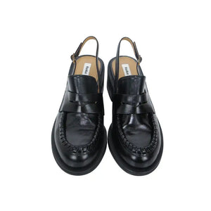 Shoes by Reike Nen
