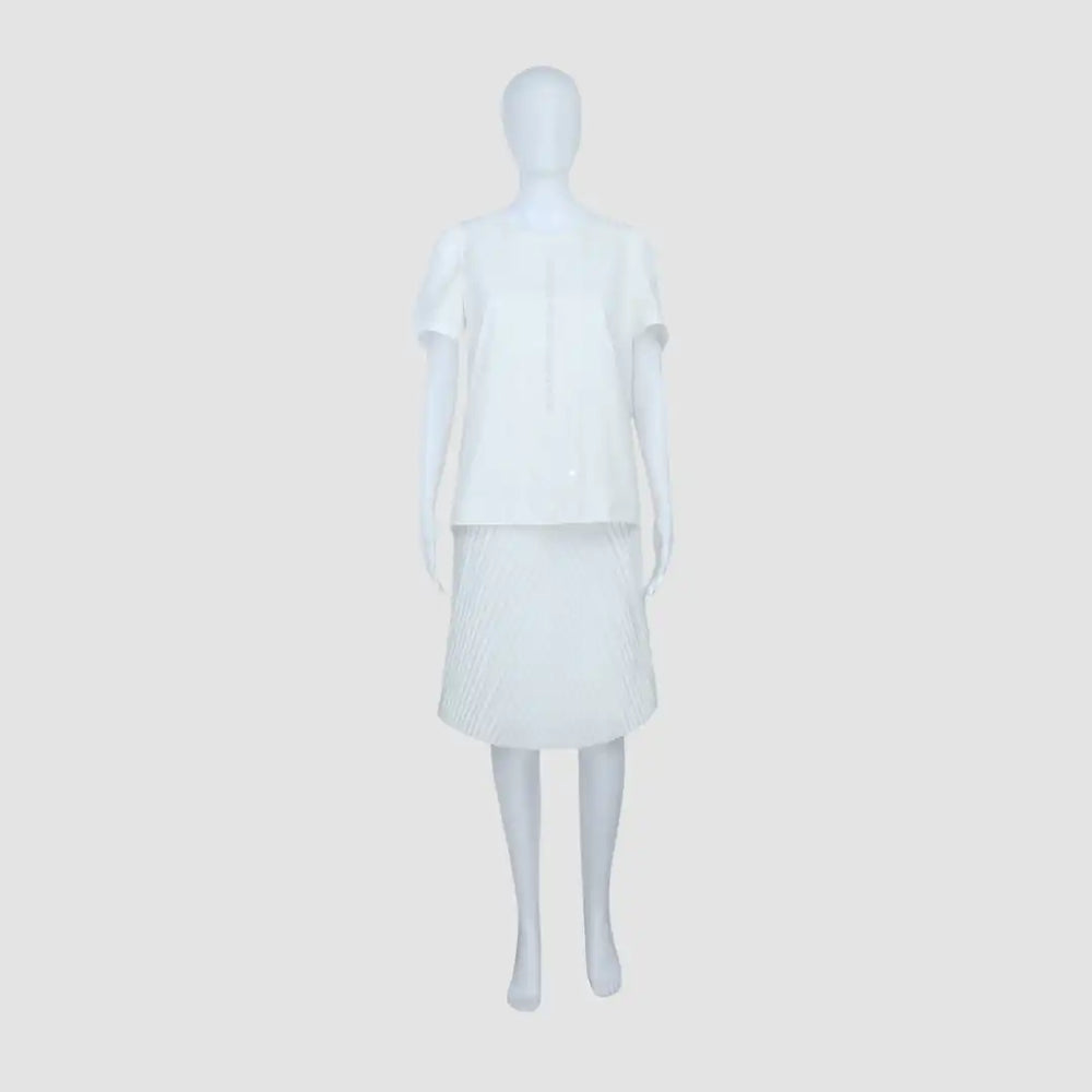 White Pleated Sleeve Lace Front Lined with Buttons Snap Closure Neck Top