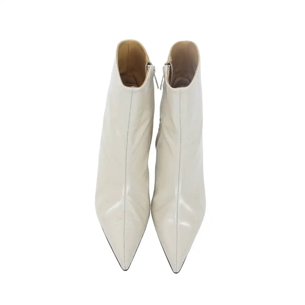 Shoes by Reike Nen