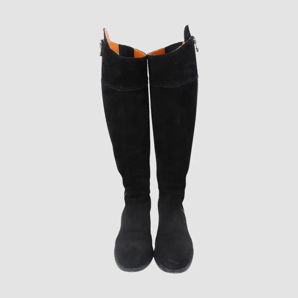 Black explorer boots