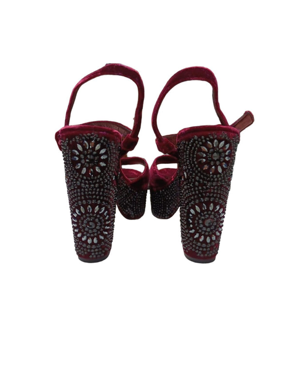 Shoes by Lesilla