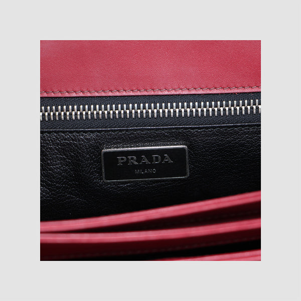 Leather Lock Flat Shoulder Bag